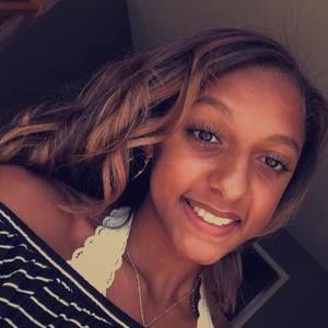 Meet your Posher, Breanna